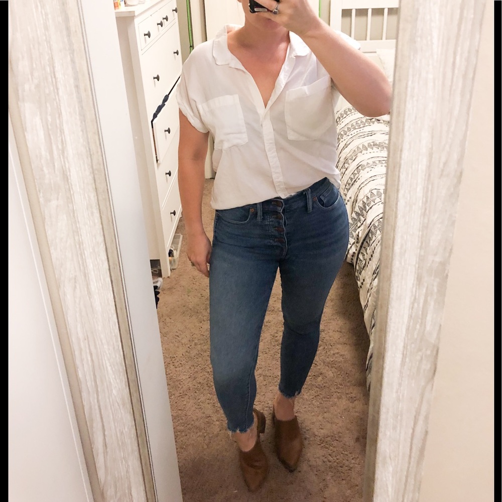 Cloth and Stone white button down blouse